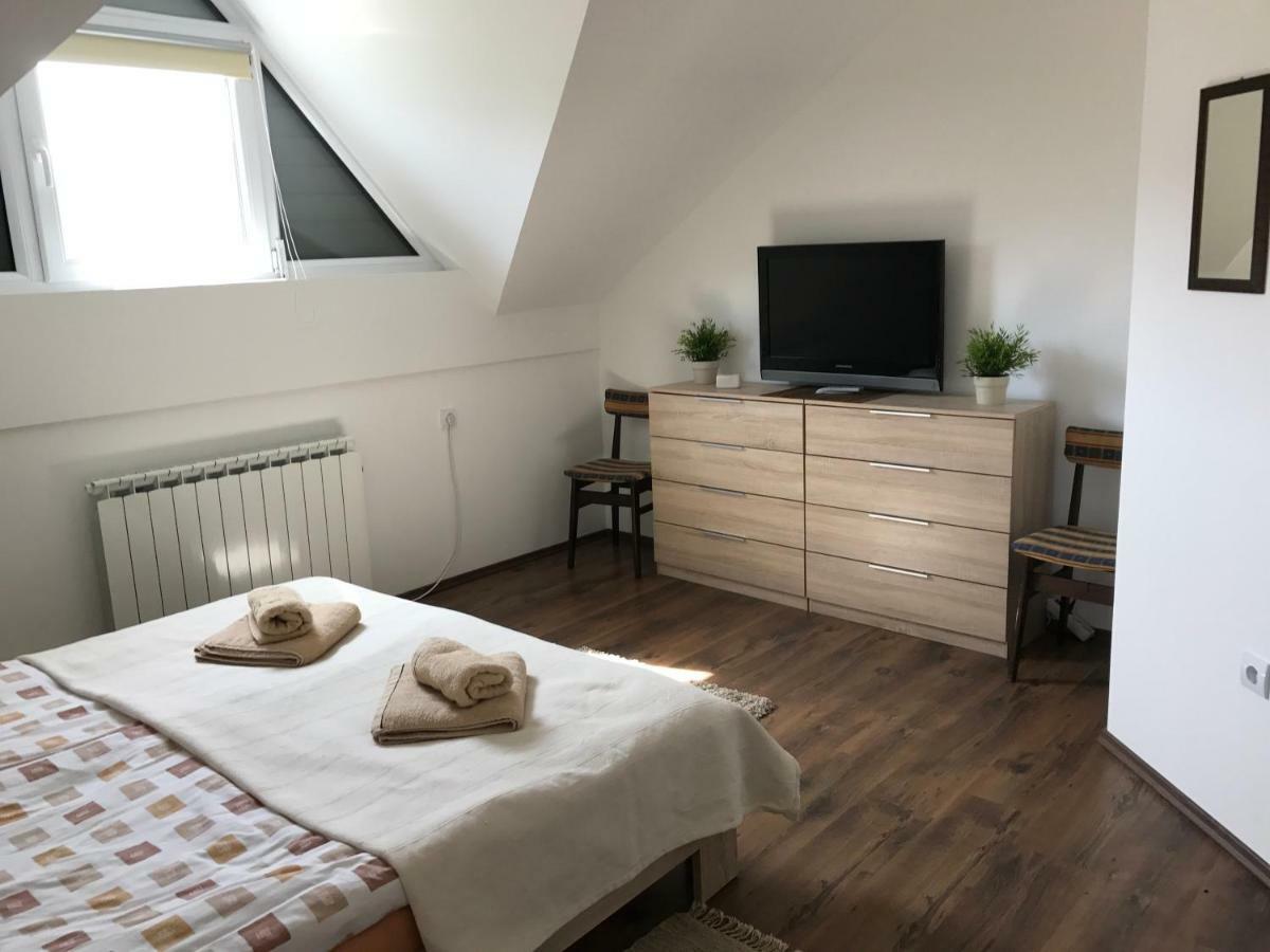 Holiday House Koraコレニツァ エクステリア 写真